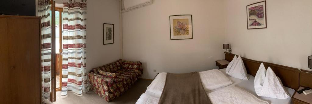 Bed and Breakfast Garni Guflhof Kaltern Exterior foto