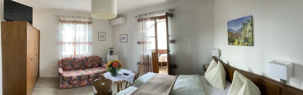 Bed and Breakfast Garni Guflhof Kaltern Exterior foto